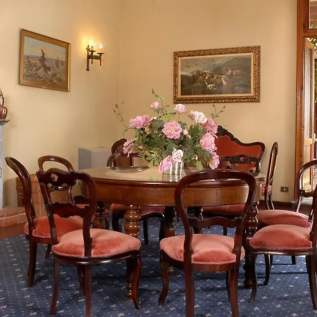 فندق Vittoria 3*